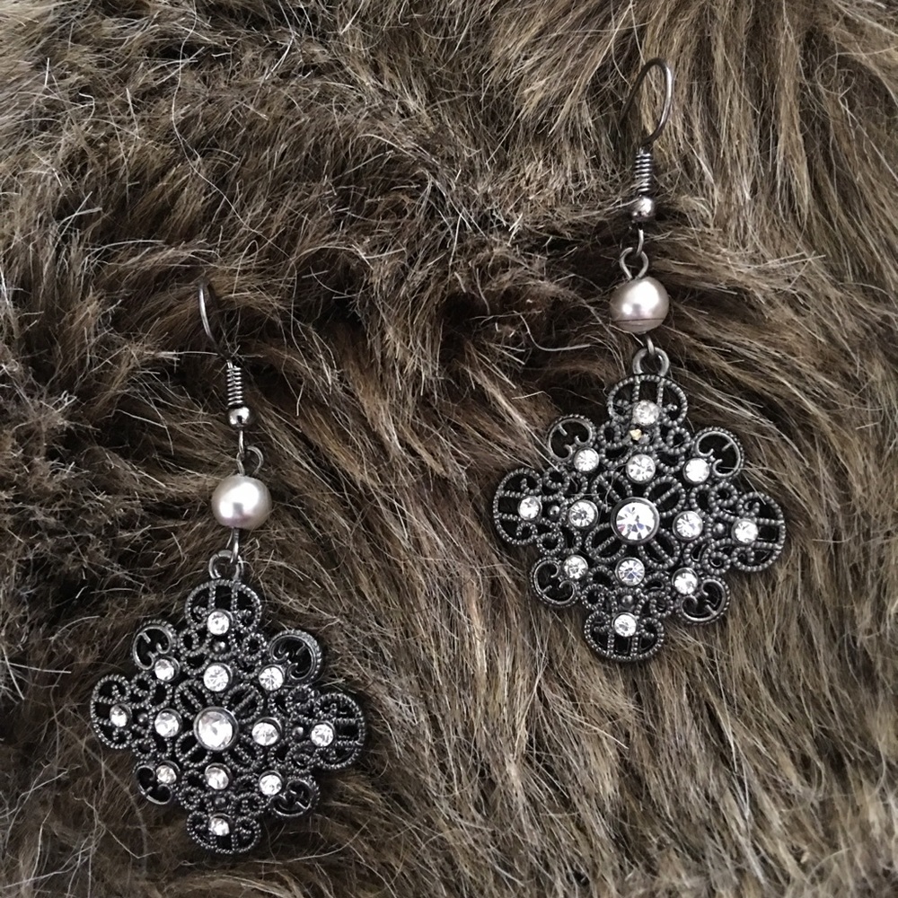 Dark chrome rhinestone filigree dangle earrings